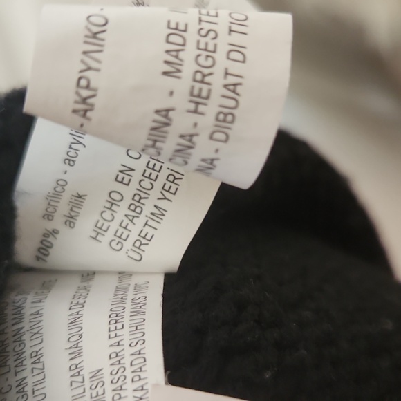 Zara Girls Winter Collection Sweater - Knit Pulls Size 13-14 yrs old. - Picture 3 of 5